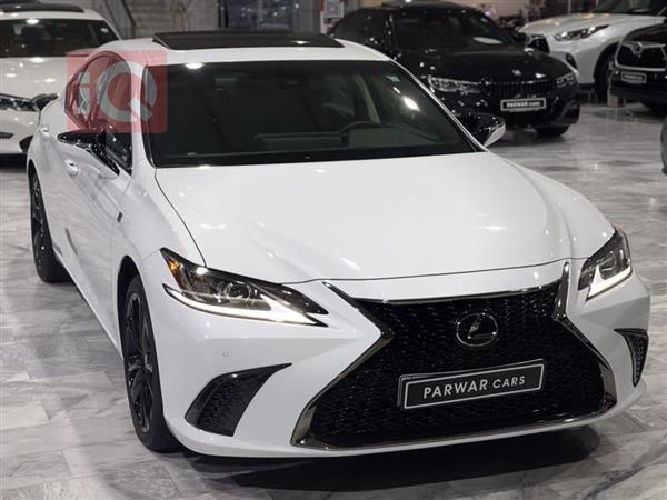 Lexus for sale in Iraq